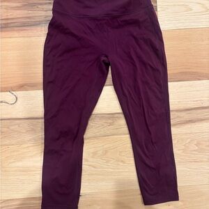 Fabletics Women’s Cropped Leggings